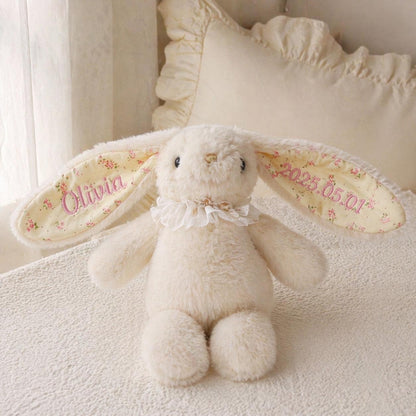 Personalisiertes besticktes Häschen, individuelles Erinnerungsstück mit Namen, Babyparty-Ostergeschenk