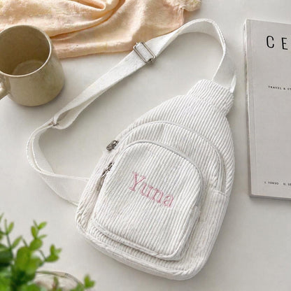 Bestickte Cord-Umhängetasche, personalisierte Mini-Sling-Bag