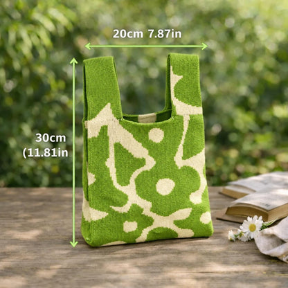 Bestickte Blumen-Stricktasche • Personalisierter Name