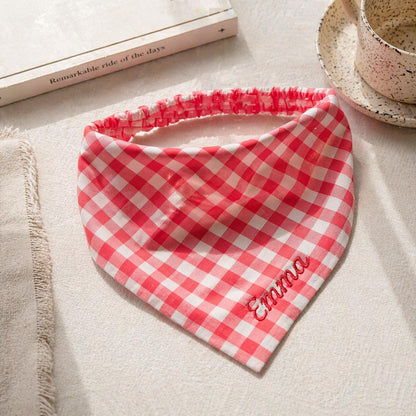 Personalisiertes Haarband aus Vichykaro, Haaraccessoire mit individuellem Namen bestickt, Bandana im Cottagecore-Stil