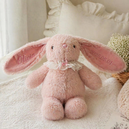 Personalisiertes besticktes Häschen, individuelles Erinnerungsstück mit Namen, Babyparty-Ostergeschenk