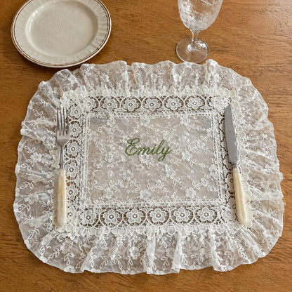 Personalisierte Spitze Platzset, bestickter Name, Vintage Tischdeko, Hochzeitsgeschenk